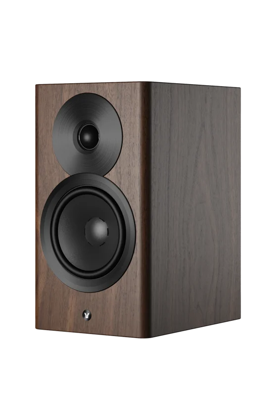DynaudioFocus10_Walnut_01 Devialet Mania Fendi Portable Luidspreker - Niet meer leverbaar